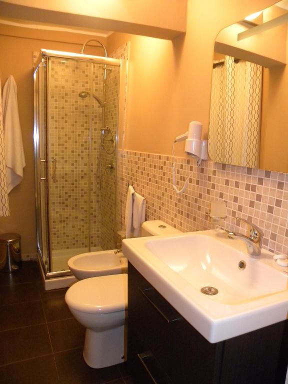 كاتانيا B&B Residenza Umberto الغرفة الصورة