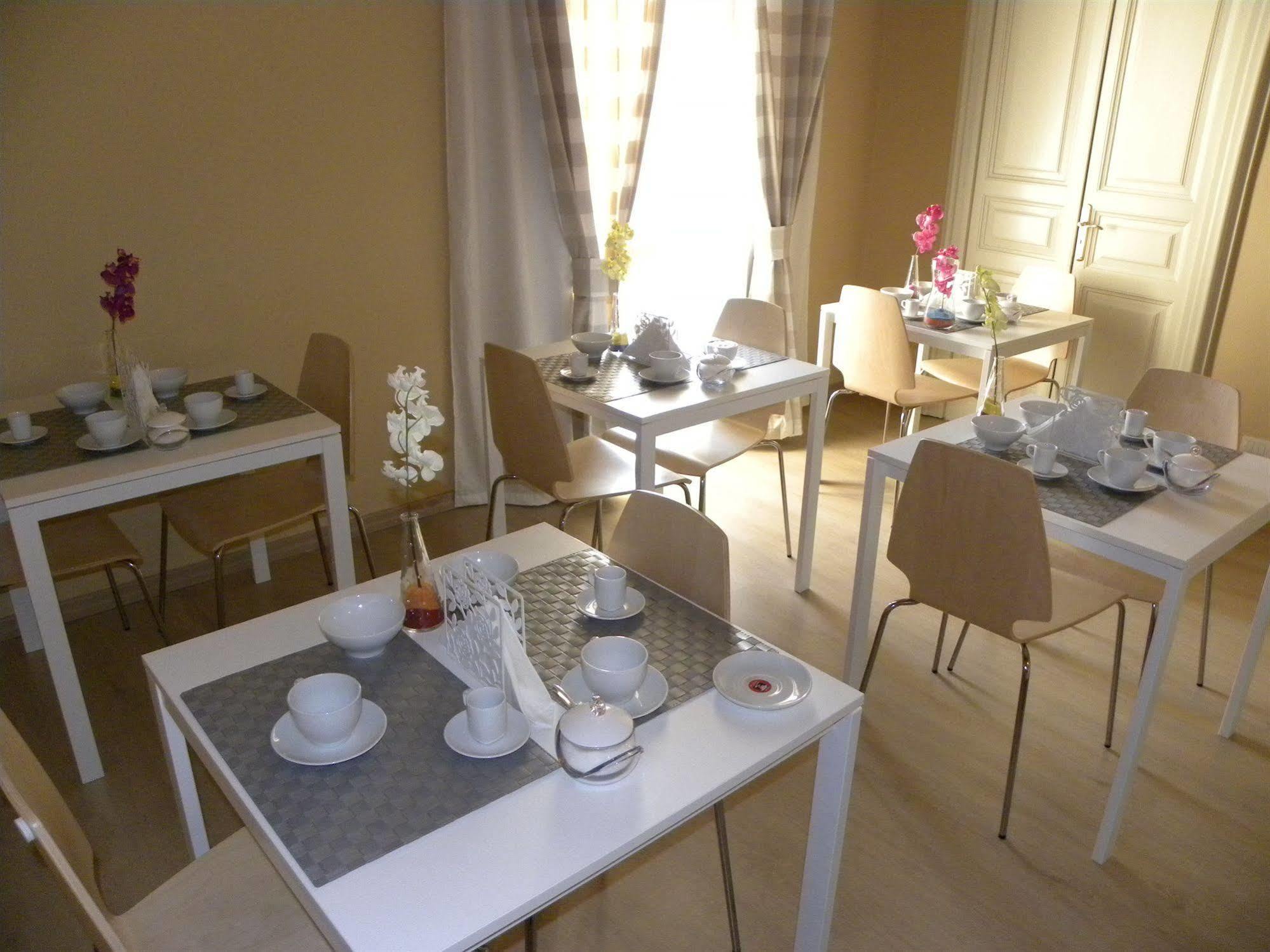 كاتانيا B&B Residenza Umberto المظهر الخارجي الصورة